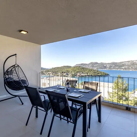 The Island - Korkya Luxury - Free Garage Parking 아파트 코츌라