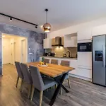 The Island - Korkya Luxury - Free Garage Parking Apartmán