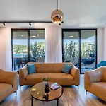 דירה The Island - Korkya Luxury - Free Garage Parking קורצולה