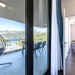 The Island - Korkya Luxury - Free Garage Parking דירה קורצולה