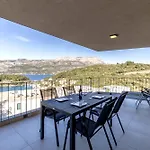 דירה The Island - Korkya Luxury - Free Garage Parking